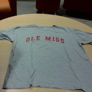 Ole Miss large fitting size medium gray tee